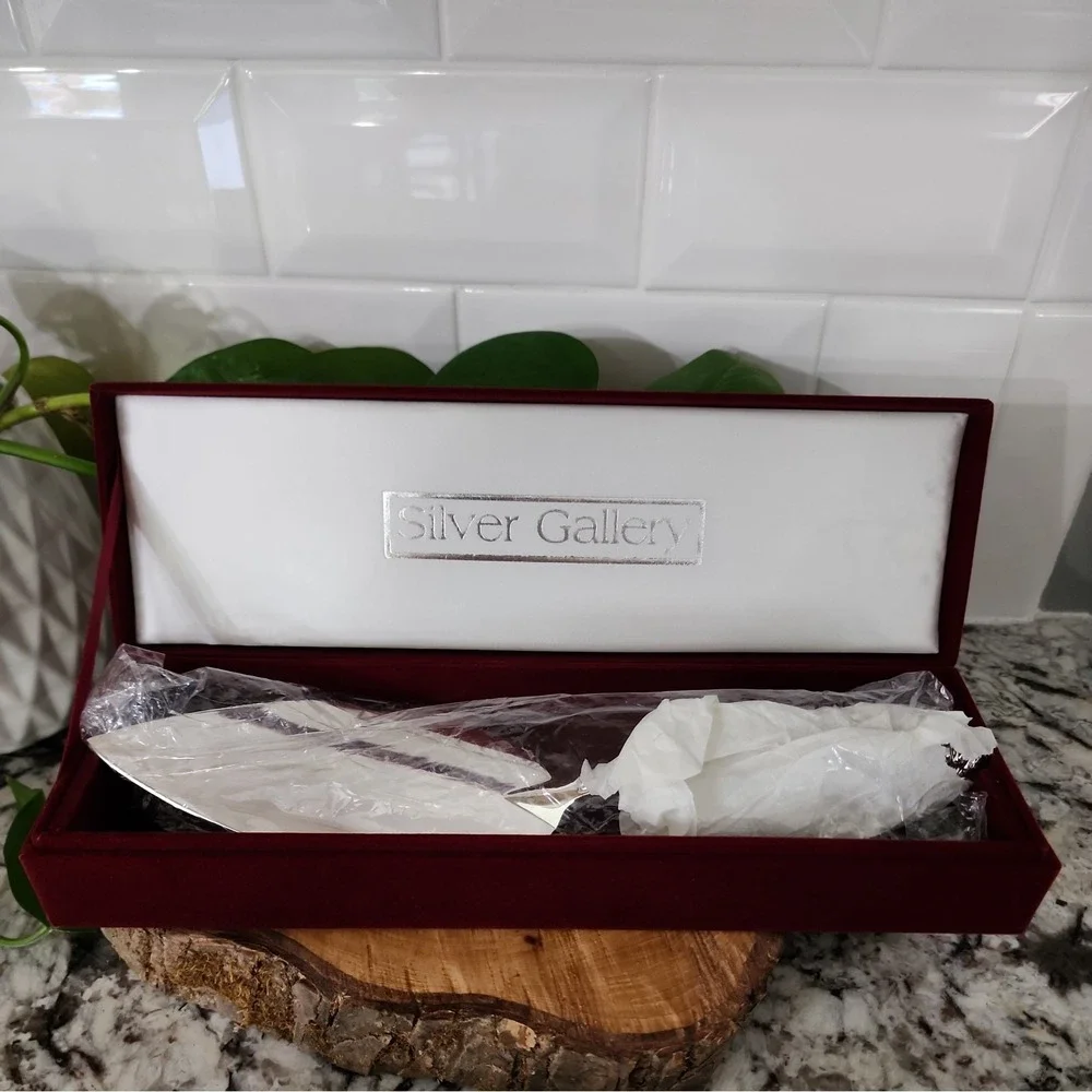 Godinger Cake Cutter Pie Server Santa Claus Silver Plate Christmas Dessert Knife
